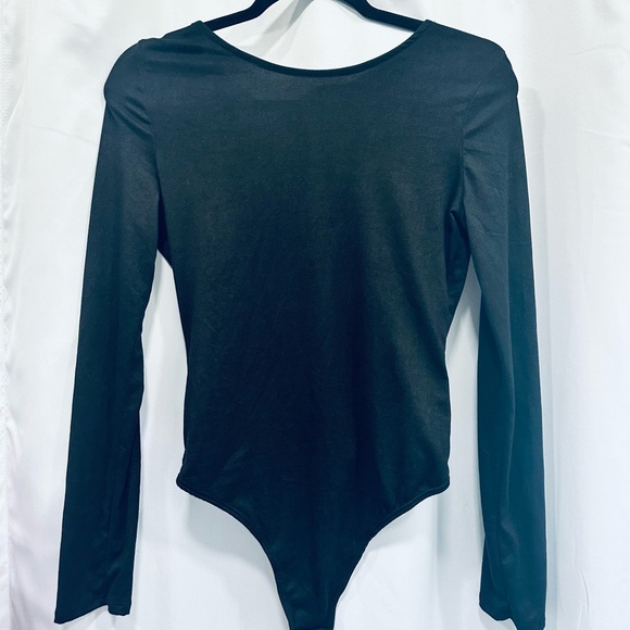 Black, Size med (fits like a small) long sleeve open scoop back bodysuit. - Picture 2 of 7